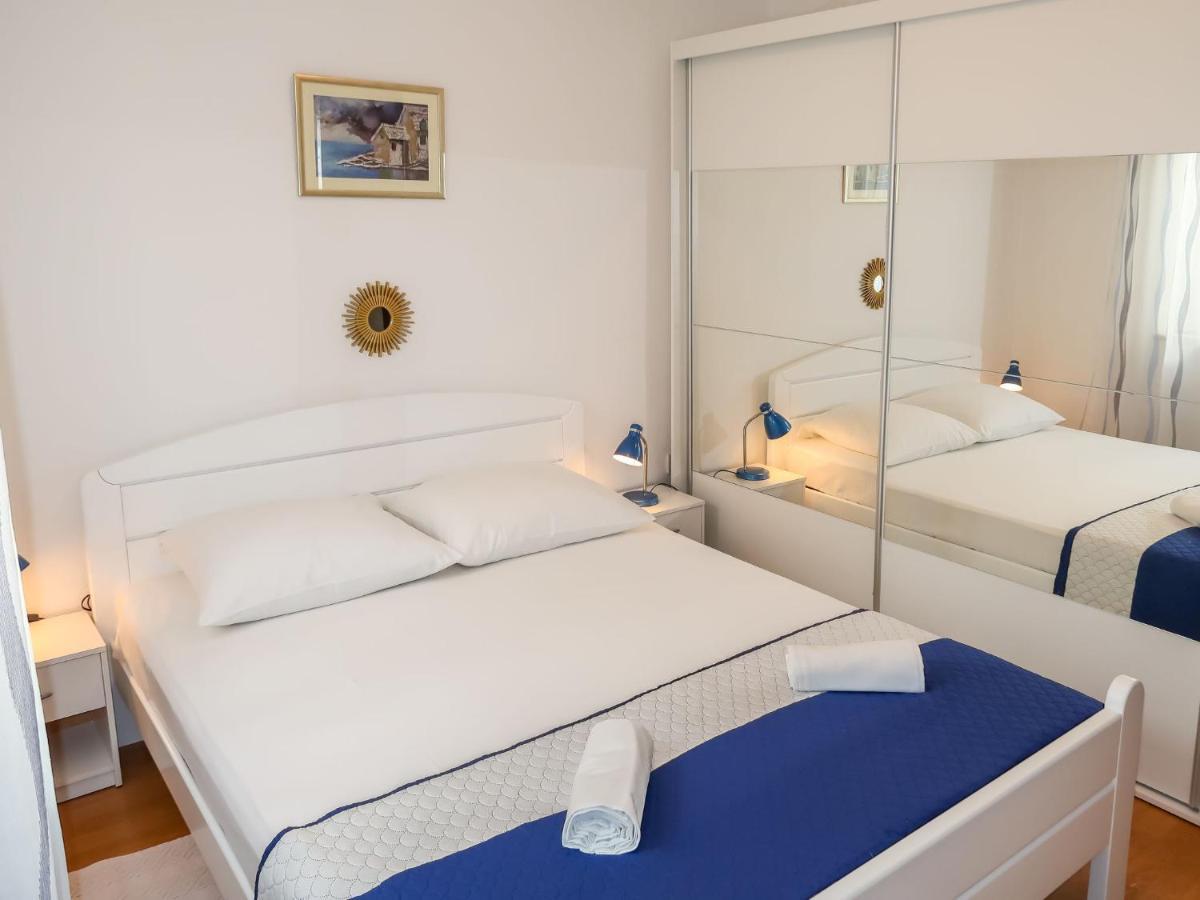 Apartment Ana - Brc100 By Interhome Supetar Εξωτερικό φωτογραφία