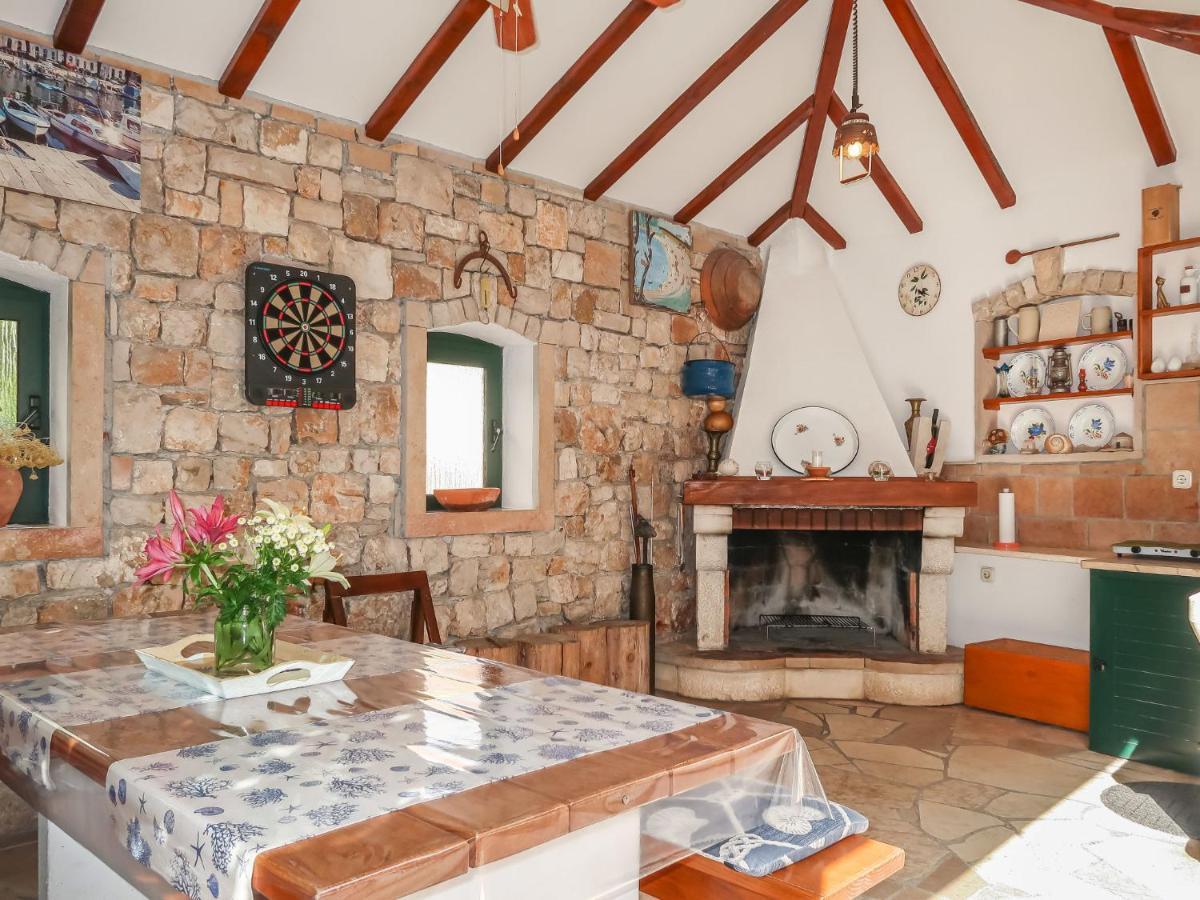 Apartment Ana - Brc100 By Interhome Supetar Εξωτερικό φωτογραφία