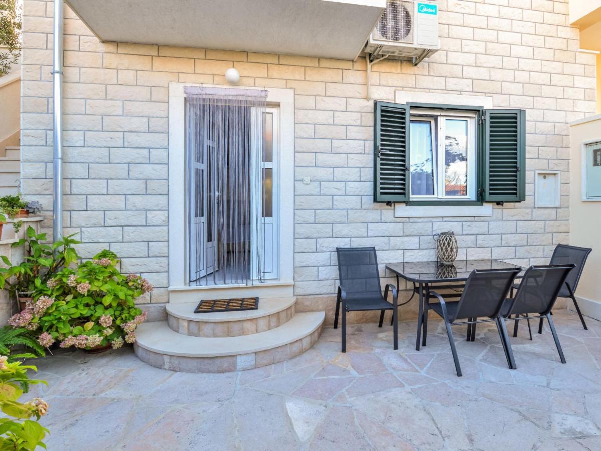 Apartment Ana - Brc100 By Interhome Supetar Εξωτερικό φωτογραφία